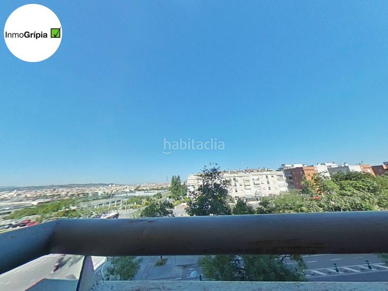 Foto 5e257fa7-8d04-4666-81d8-3ed570a37eb7. Pis amb calefacció aparcament a Les Arenes - La Grípia - Can Montllor Terrassa