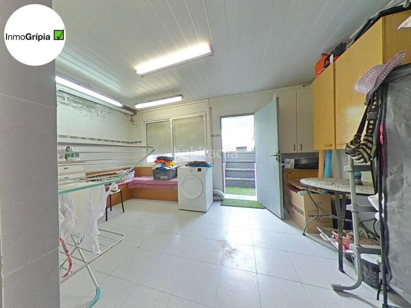 Foto 13b9e3dd-edff-4b39-9653-f6594117baf9. Casa amb calefacció aparcament piscina a Les Arenes - La Grípia - Can Montllor Terrassa