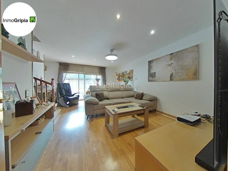 Foto 458b327d-9a78-4544-ad30-91e87d6f1874. Casa amb calefacció aparcament piscina a Les Arenes - La Grípia - Can Montllor Terrassa