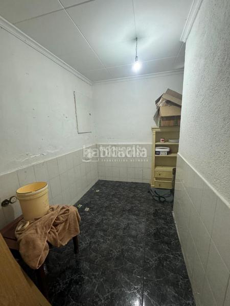 Foto 2017a616-b9b9-4983-bf23-f809d9594424. Local comercial  en venta en Roquetes Barcelona