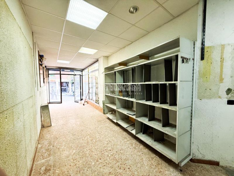 Foto 75c90ab6-a574-404b-bbcb-99dc18efa127. Local comercial a Roquetes Barcelona