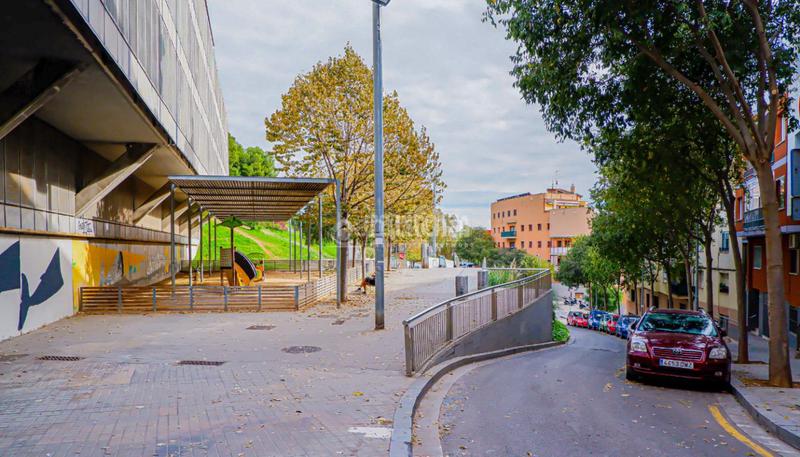 Foto 091076f2-0304-4b60-8666-0b41479b76ee. Locale commerciale in Roquetes Barcelona