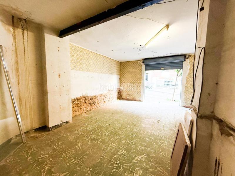 Foto cbb53703-5ae9-403a-b5b4-d274240ee152. Local comercial  en venta en Roquetes Barcelona