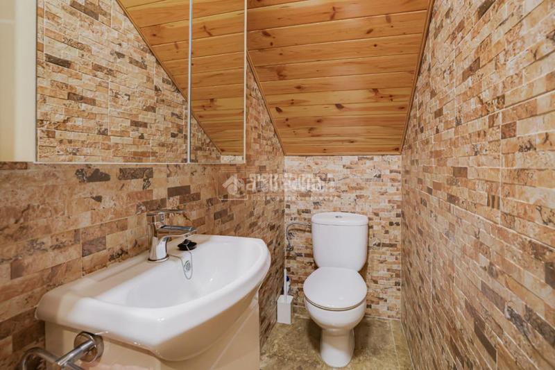 Foto 02bed063-90ea-4b9f-b035-913a597eb4b3. Dúplex amb calefacció a Roquetes Barcelona