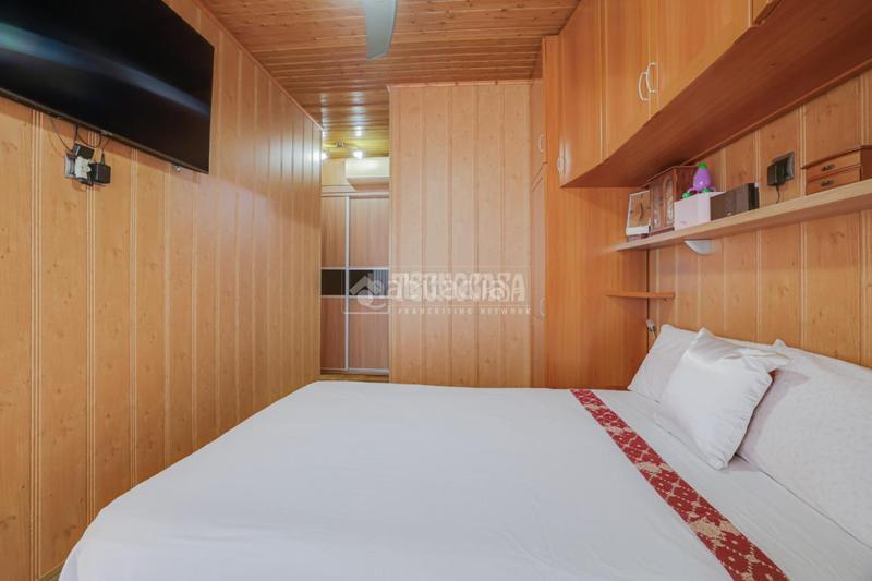 Foto 29b1266e-a3a5-4045-8422-e801de170152. Dúplex amb calefacció a Roquetes Barcelona