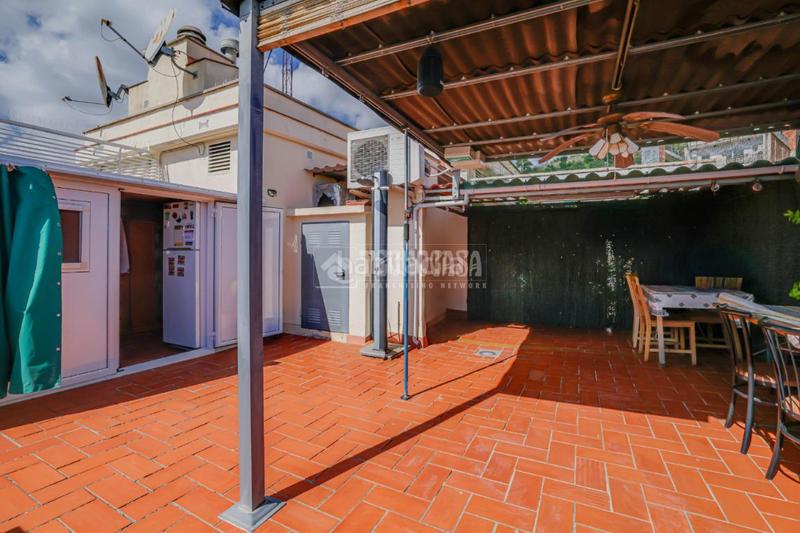 Foto 955df2b1-3c50-47f8-bdd0-338d594e6137. Dúplex amb calefacció a Roquetes Barcelona