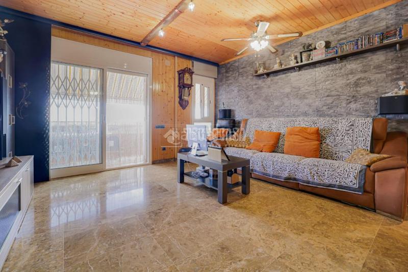 Foto d823105e-24a7-4e1b-a4aa-1a77b42f4eb7. Dúplex amb calefacció a Roquetes Barcelona