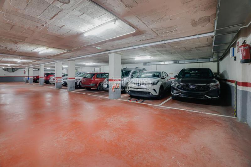 Foto e4f4cfbd-81a2-424a-b45f-9f0990d87427. Dúplex amb calefacció a Roquetes Barcelona