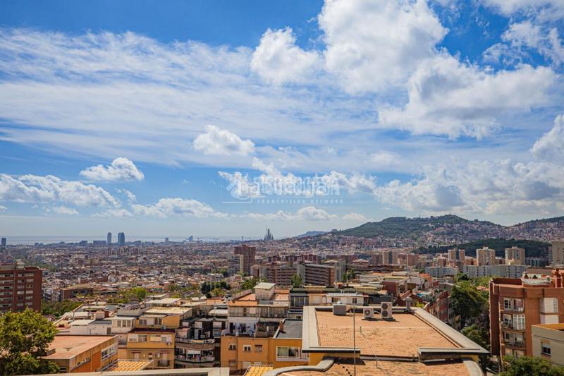 Foto edf1afd1-a91e-4215-a60f-0911373ca350. Dúplex amb calefacció a Roquetes Barcelona