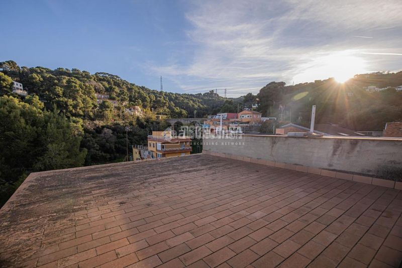 Foto c3babdd2-30a7-4530-929b-492808a1f1d7. Casa a Torre Baró Barcelona