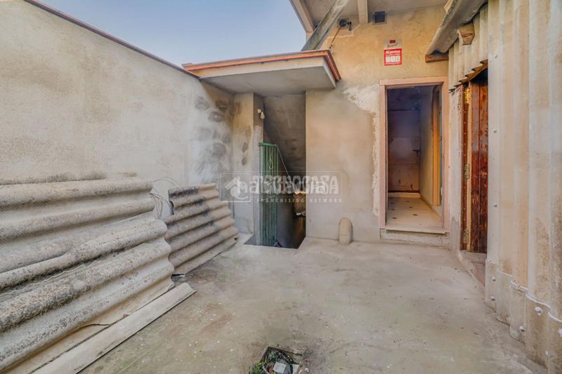Foto d520615b-8331-4e9d-a3f4-af0b118c6d7a. Casa a Torre Baró Barcelona