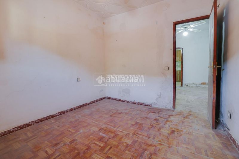 Foto d9779266-c057-485b-a165-3269384e7f61. Casa a Torre Baró Barcelona