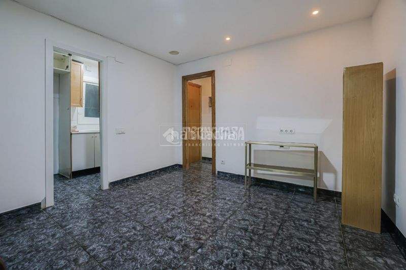 Foto 6dc2753c-db84-4210-ad82-a2e62ea34d44. Pis a Roquetes Barcelona