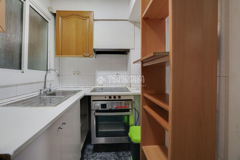 Foto e4913287-43eb-4c88-814b-d5fadc6b84a6. Pis a Roquetes Barcelona