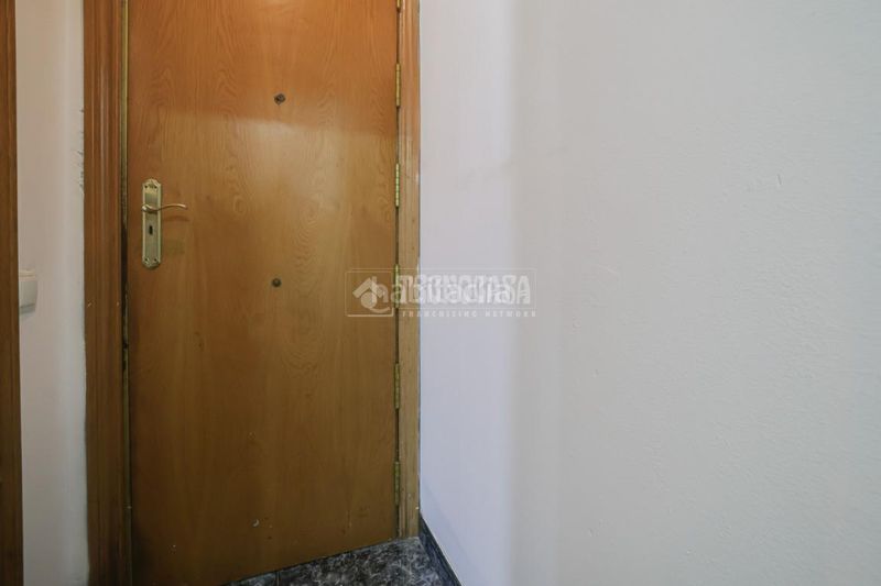 Foto e72fd2a5-8355-4f78-a01a-7e6a77ee99b3. Pis a Roquetes Barcelona