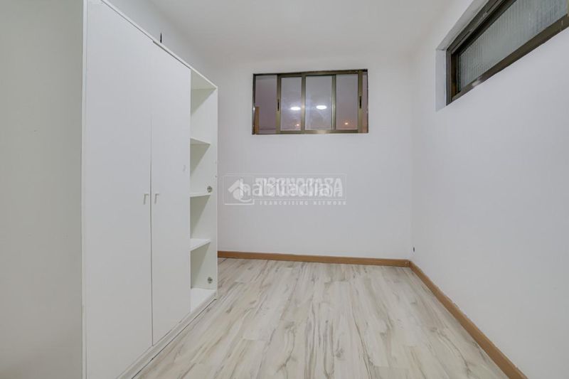 Foto eb95764d-5bf7-4a5c-b361-4966d97e1a24. Pis a Roquetes Barcelona