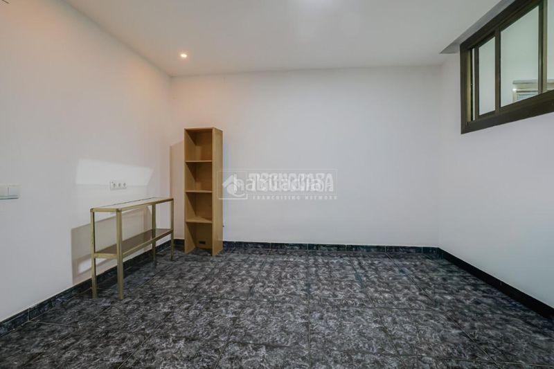 Foto ebdbab00-3045-4313-ab33-34f1b686d716. Pis a Roquetes Barcelona