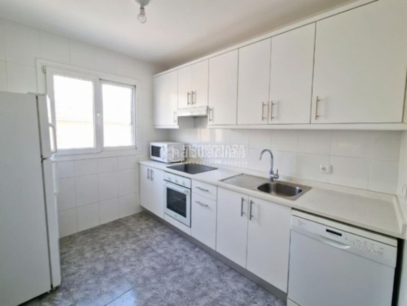 Foto 9ca4d37d-3726-4ab2-ab1f-f760ba0ecd80. Casa a Roquetes Barcelona