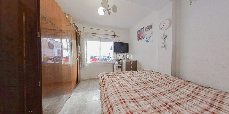 Foto 83bbb33b-cde9-4195-9548-455d75bb2de5. Pis a Roquetes Barcelona