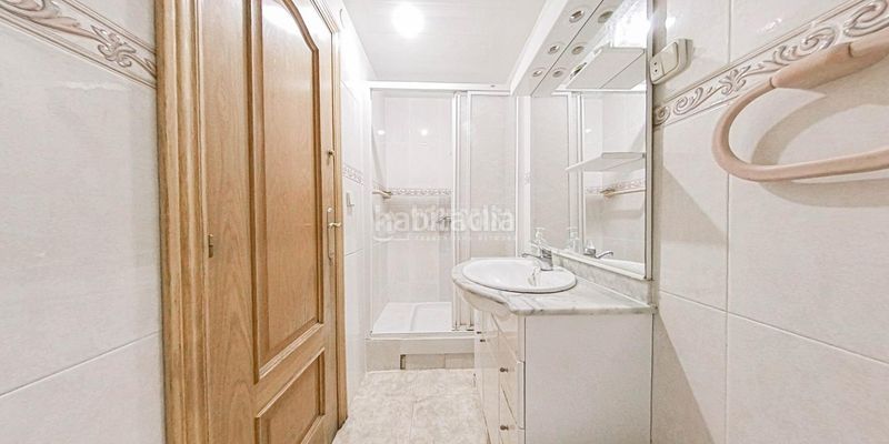 Foto e7aa6a0b-d8df-4bf2-9e36-77b3331b1f8e. Pis a Roquetes Barcelona