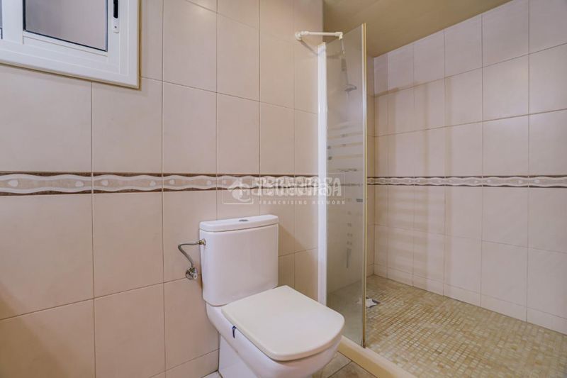 Foto 0d8bf564-0171-442e-9db6-51c62bb49157. Pis a Roquetes Barcelona