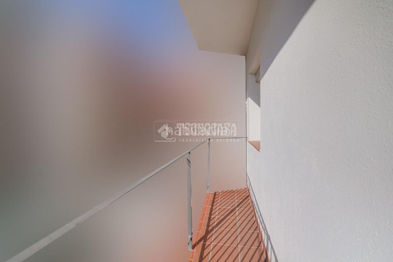 Foto ae003f5c-feef-47ca-b4a8-3dfc9d98d410. Pis a Roquetes Barcelona