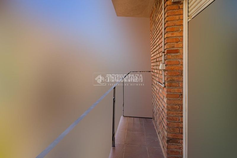 Foto f65d18a1-cc51-4bb4-ae0f-215ec837839c. Pis a Roquetes Barcelona