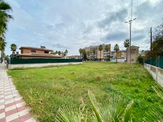 Terreny residencial a Carrer de josep pla 1. Terreno en el centro del pueblo