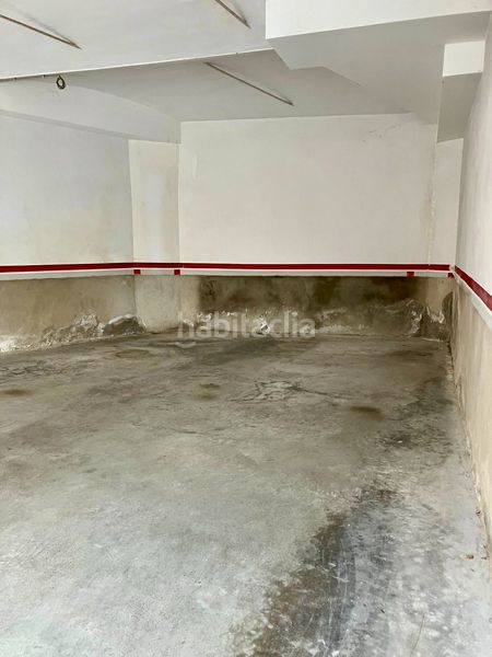 Foto cdada00a-5690-41f2-ad90-802b312bd399. Aparcament cotxe a carrer major de santa magdalena 12 a Sant Joan les Fonts