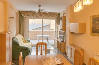 Appartement  Ronda sometent. Piso luminso con parking y trastero