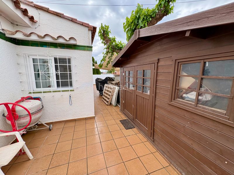 Foto ba10e451-0a44-47b1-99a7-568207923c94. Casa amb xemeneia a Puigmal - Mas Nou Empuriabrava