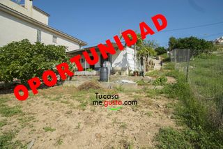 Terreny residencial a Sant Esteve Sesrovires. Terreno con edificaci�n