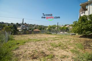 Residential Plot in Sant Esteve Sesrovires. Terreno con edificación idependizate