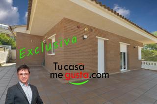 Haus in Sant Esteve Sesrovires. Casa en vallserrat dos viviendas