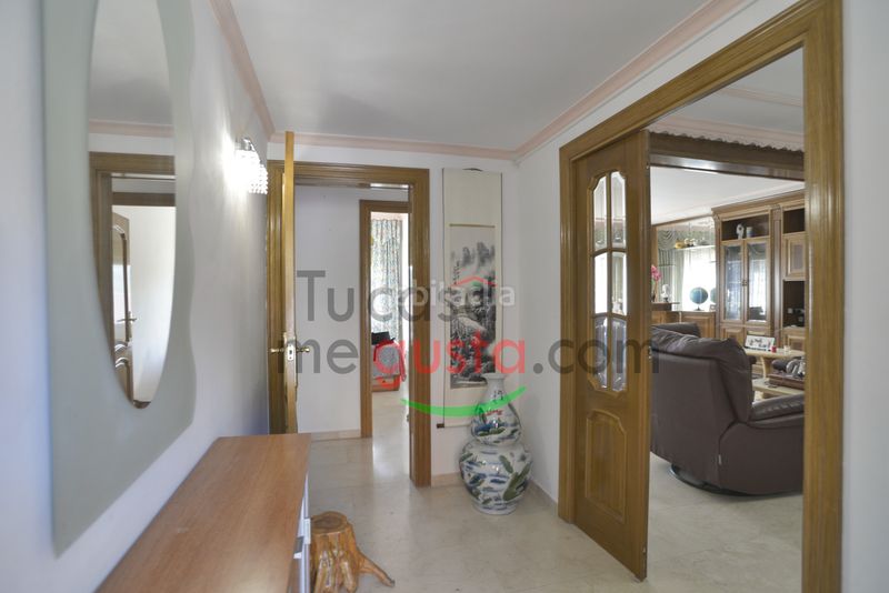 Foto 63107bb8-4262-473d-a82d-404cd6963e0d. Casa amb xemeneia calefacció aparcament piscina a Abrera