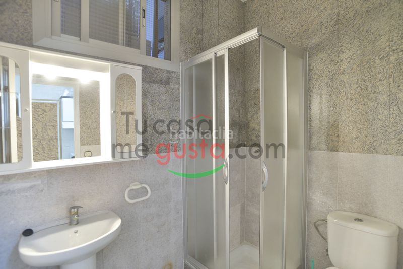 Foto ce21ac1e-7c09-40f3-91d7-17fefb08a7e5. Casa amb xemeneia calefacció aparcament piscina a Abrera
