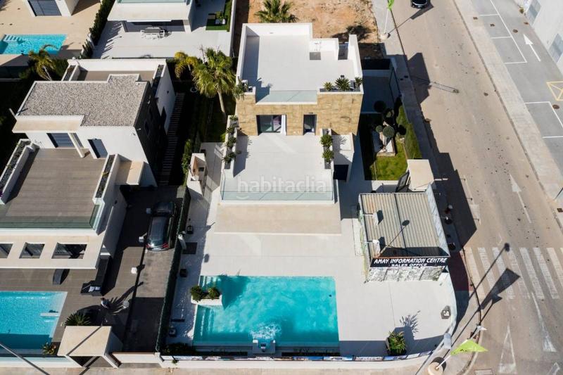 Foto daa7554c-f3ea-4ebc-b362-3faf1508545e. Chalet in Campoamor Orihuela