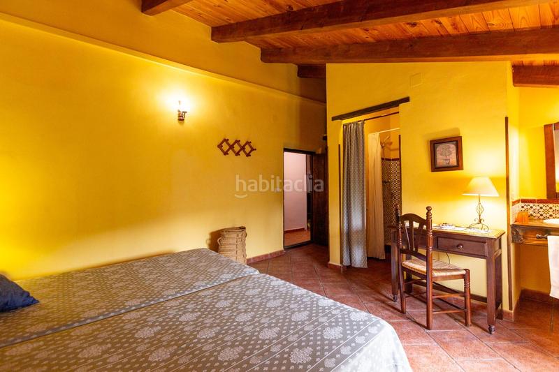 Foto 5a3537ff-7ce9-4f60-841c-841b07cdfe34. Edificio oportunidad única negocio turístico en el corazón de sierra de segura en Puente de Génave