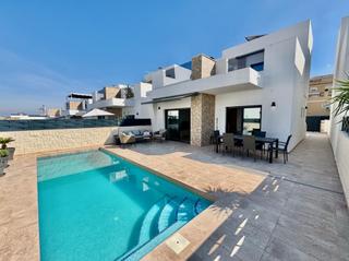 Chalet in Benijófar