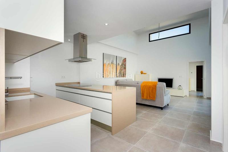 Foto 26379ba0-90b4-4b79-b898-52bb4cad3842. Chalet en Daya Nueva