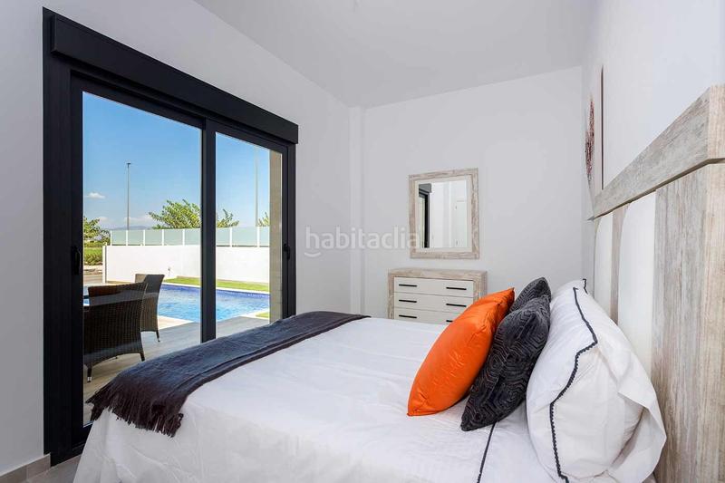 Foto bcdcc1ed-bdab-458e-b5ce-d5a7f08e795f. Chalet en Daya Nueva