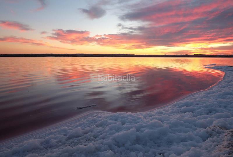 Foto b4c98b96-ee8f-46a2-9125-51f279295384. Casa adossada amb aparcament piscina a Los Balcones-Los Altos Torrevieja