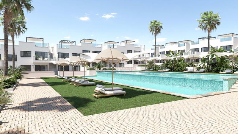 Foto e50d88f8-780c-4b0e-9e60-46d4ec937767. Reihenhaus mit parking pool in Los Balcones-Los Altos Torrevieja