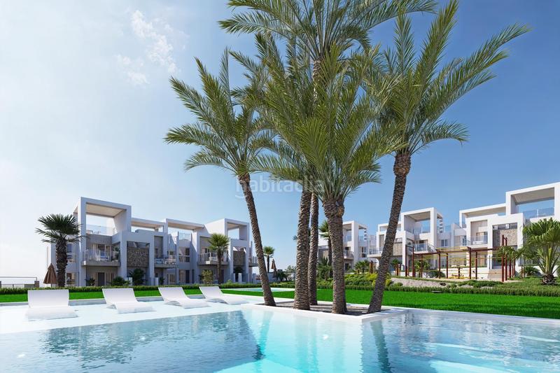 Foto ec867869-03a2-4e5f-9914-d8fef4d54139. Semi detached house with pool in Rojales