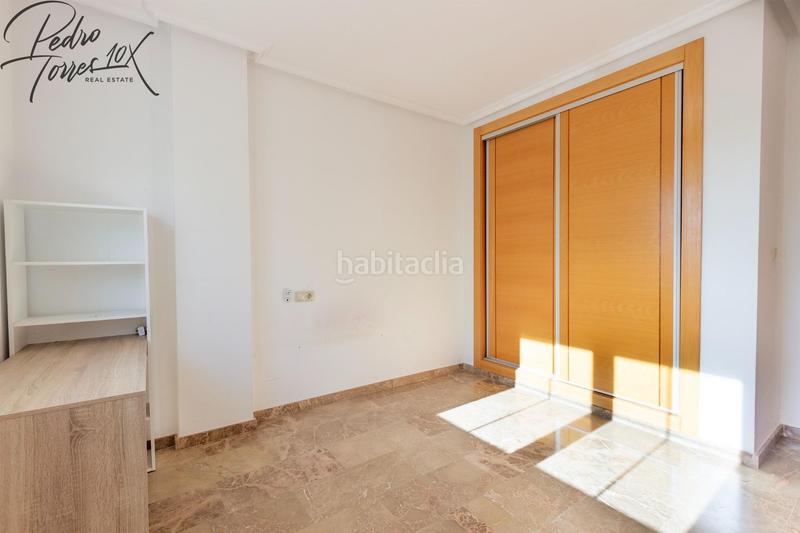 Foto 0f000c59-1c11-41a8-8b52-6c2f47f610a2. Casa adosada en calle baritono manuel ausensi 14 enorme adosado de 300 m2 con 4 dormitorios y 2 baños en Aspe