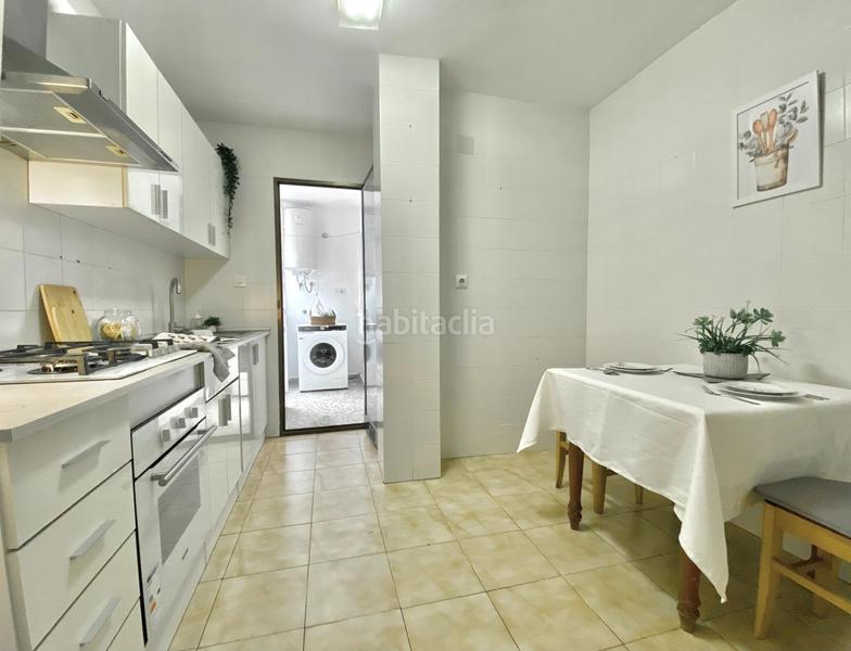 Foto 3a21bbc4-48ed-4557-af08-80415e670379. Pis a bernia 3 a La Nucia Pueblo Nucia (la)