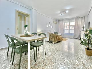 Pis a Bernia 3. Amplio piso de 3 dormitorios y 2 baños a un paso de benidorm