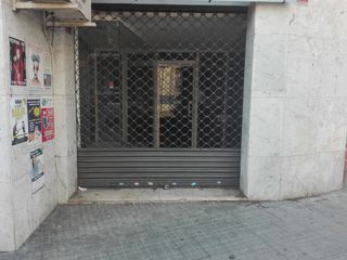 Alquiler Local Comercial en Pere parres. En zona comercial