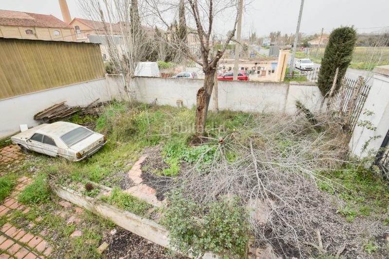 Foto 1833e831-437f-4189-aee3-0d29ef1f04e0. Fabrikhalle in carretera puente de los vados in Barrio de Albaicín Granada