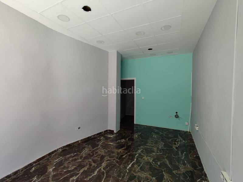 Foto b1474b0b-bb09-407a-be2c-a189a6838079. Alquiler local comercial en calle san juan de dios 30 en Granada